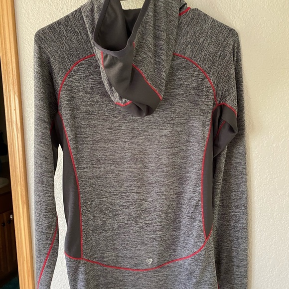 Wisconsin Badgers Quarter Zip Sweatshirt - Picture 2 of 3